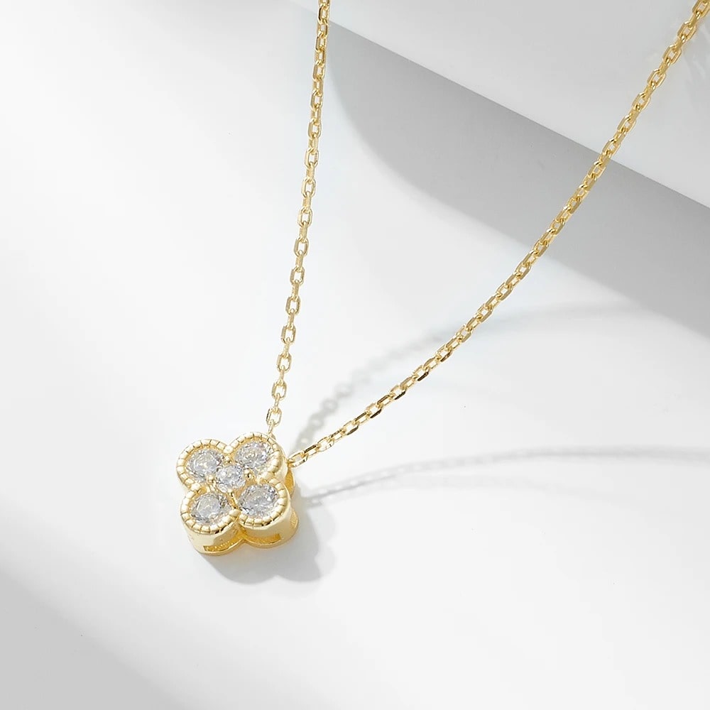 Four Leaf Clover Crystal Pendant Necklace